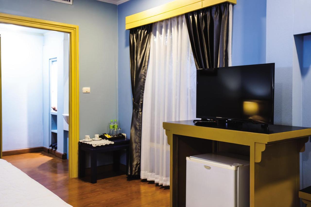 La Seine City Resort, Chiang Mai Bagian luar foto